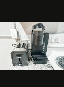 ClassicModern Flat wAll Amenities-A (20)