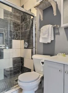 Madison The Legacy Flat; History Rich 1 Bd1 Ba U1 (15)