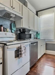 Madison The Legacy Flat; History Rich 1 Bd1 Ba U1 (17)