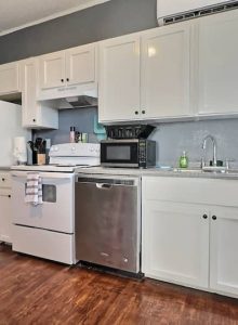 Madison The Legacy Flat; History Rich 1 Bd1 Ba U1 (18)