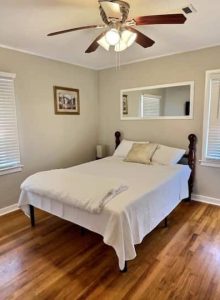 Portofino; Forest Hill Large 4BR2BA central MGM (14)