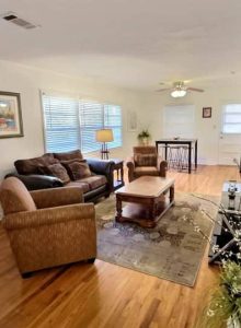 Portofino; Forest Hill Large 4BR2BA central MGM (20)