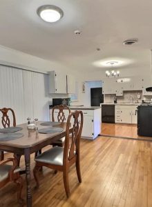 Portofino; Marquette Breath Of Fresh Air! 3 BR (1)