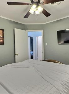 Portofino; Marquette Breath Of Fresh Air! 3 BR (23)