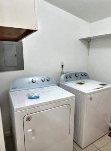 Portofino; Nestled on Nottingham 3 bed (14)