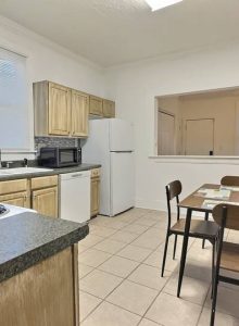 Portofino;VonoraCT Downtown2Full Kitchens2LR (11)